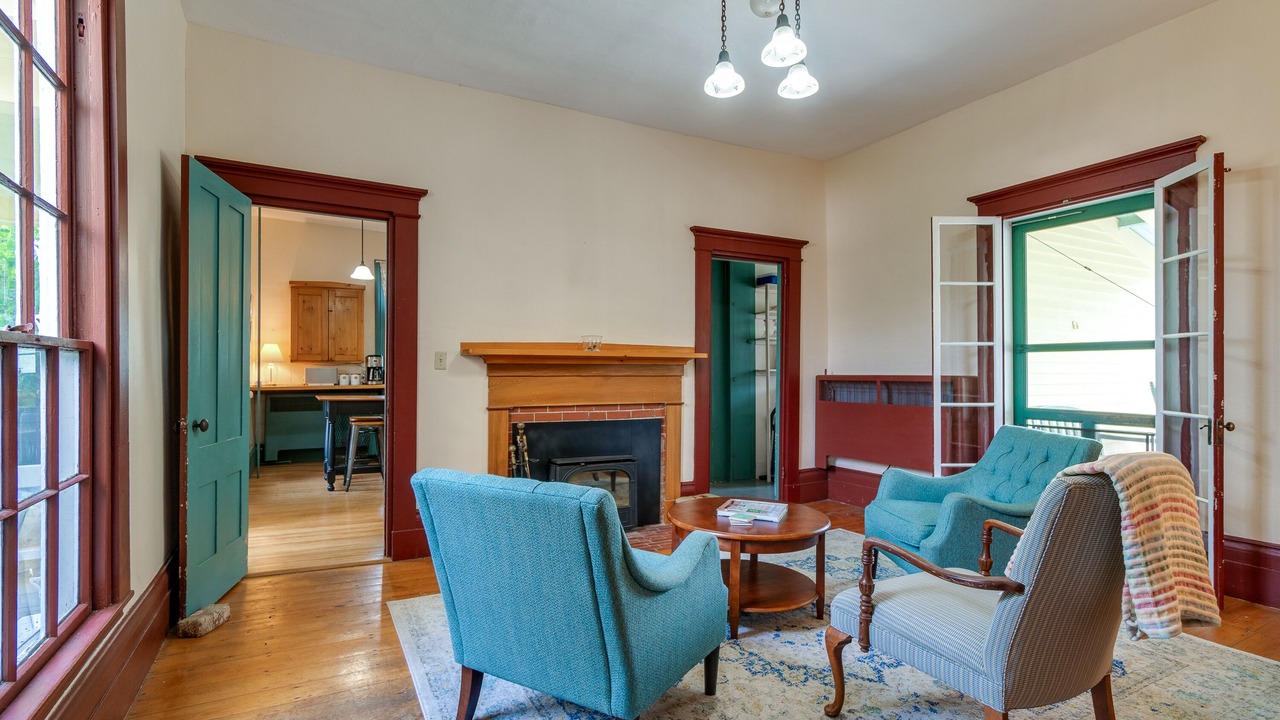 Photo of Bedroom in Damariscotta