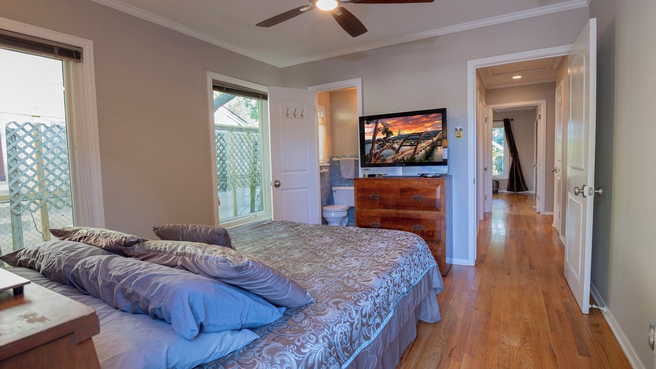 Photo of Bedroom in Barton Hills
