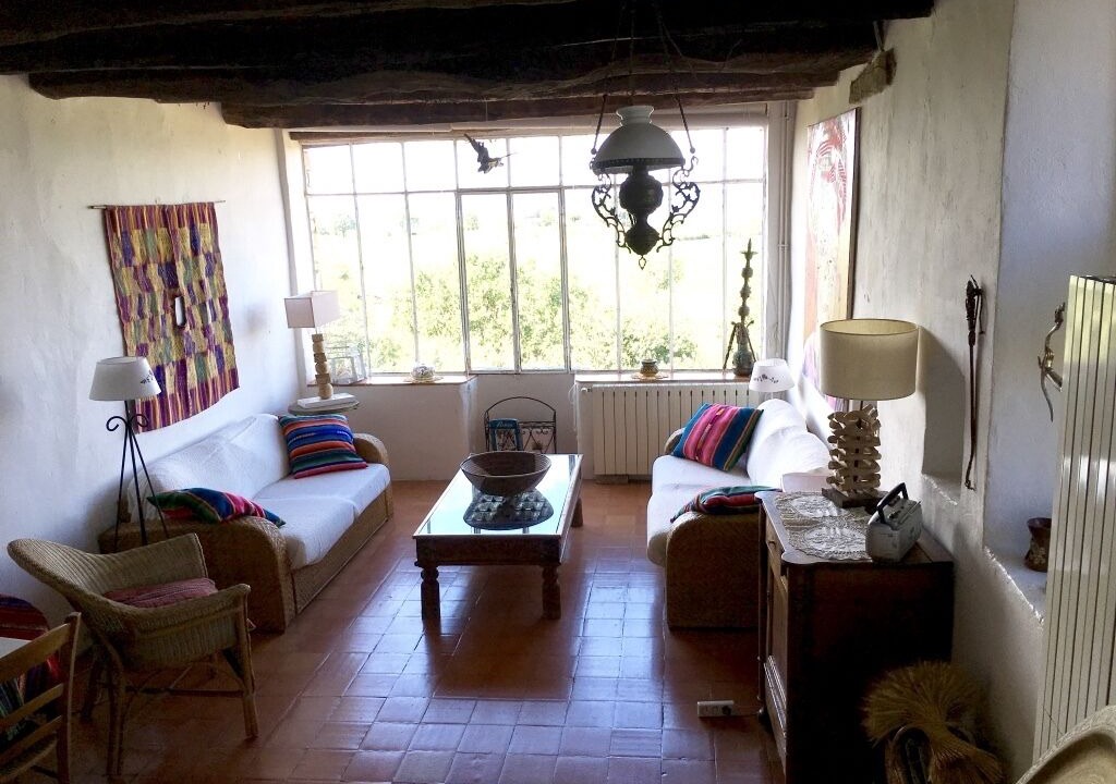 Photo of Livingroom in Barjac