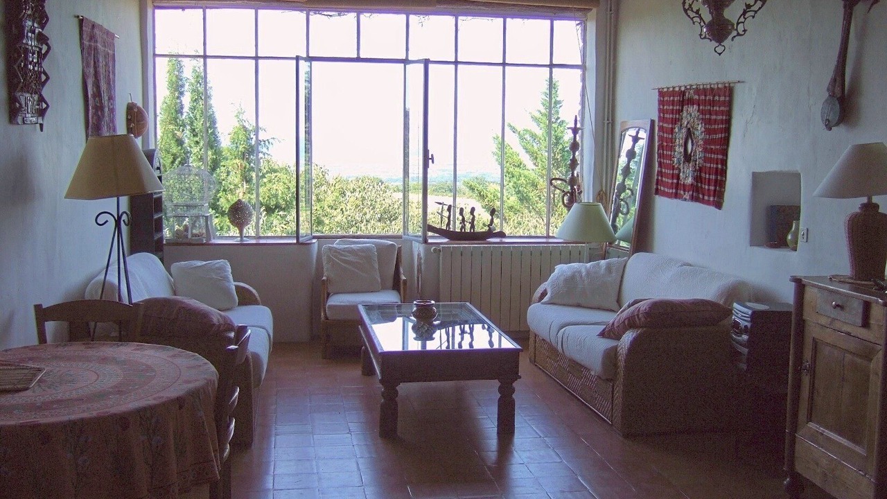 Photo of Livingroom in Barjac