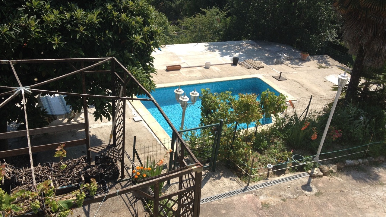 Photo of Outdoor in Cantaron