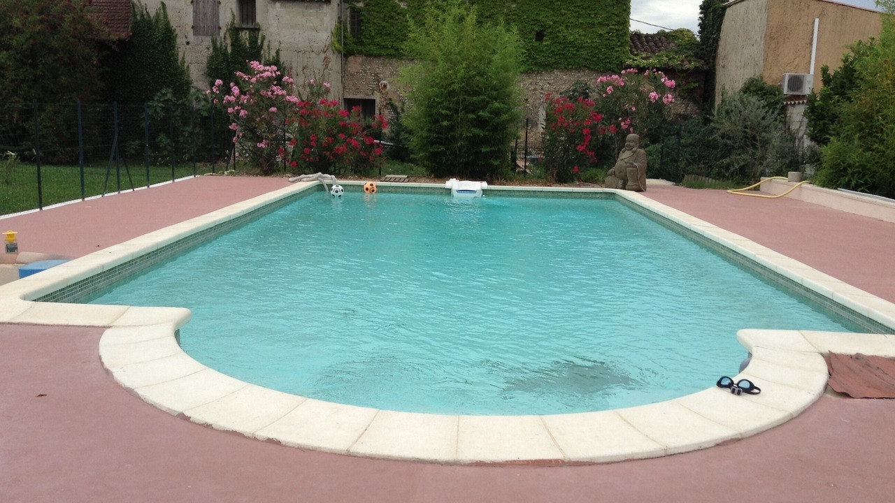 Photo of Outdoor in Violes