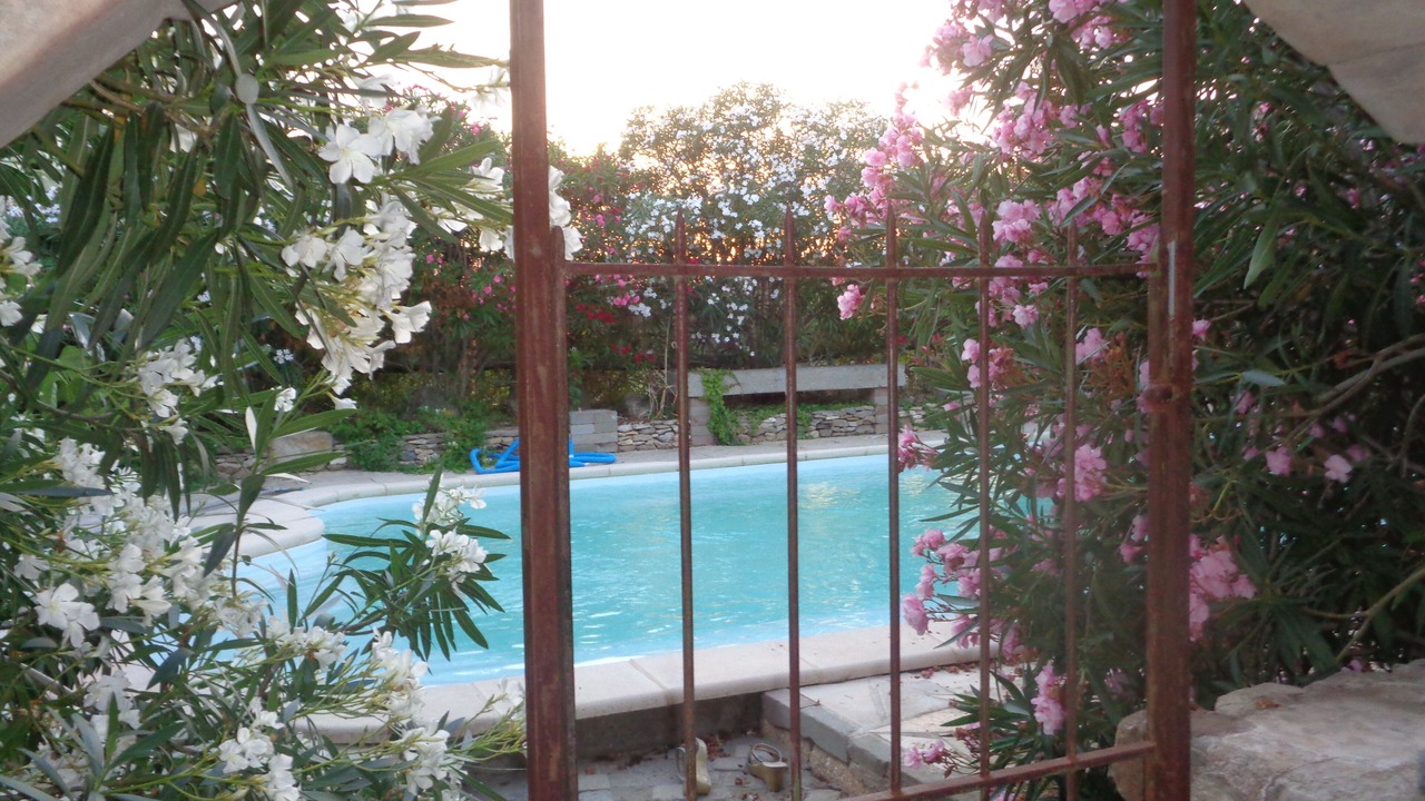 Photo of Outdoor in Floure