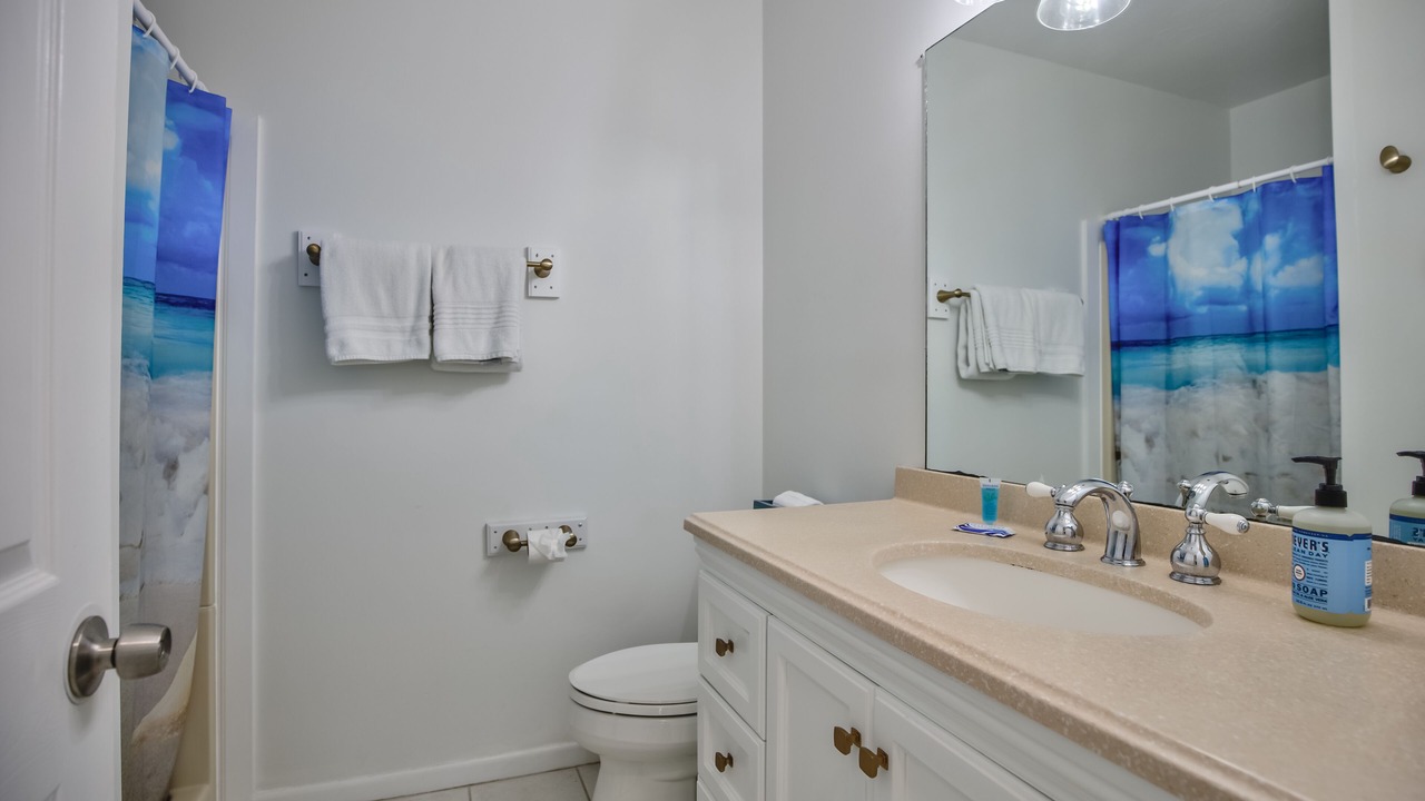 Photo of Bathroom in Key Colony Beach