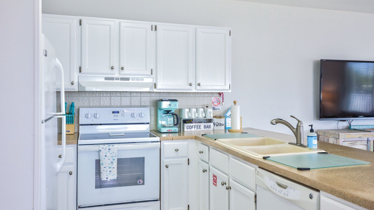 Photo of Kitchen in Key Colony Beach