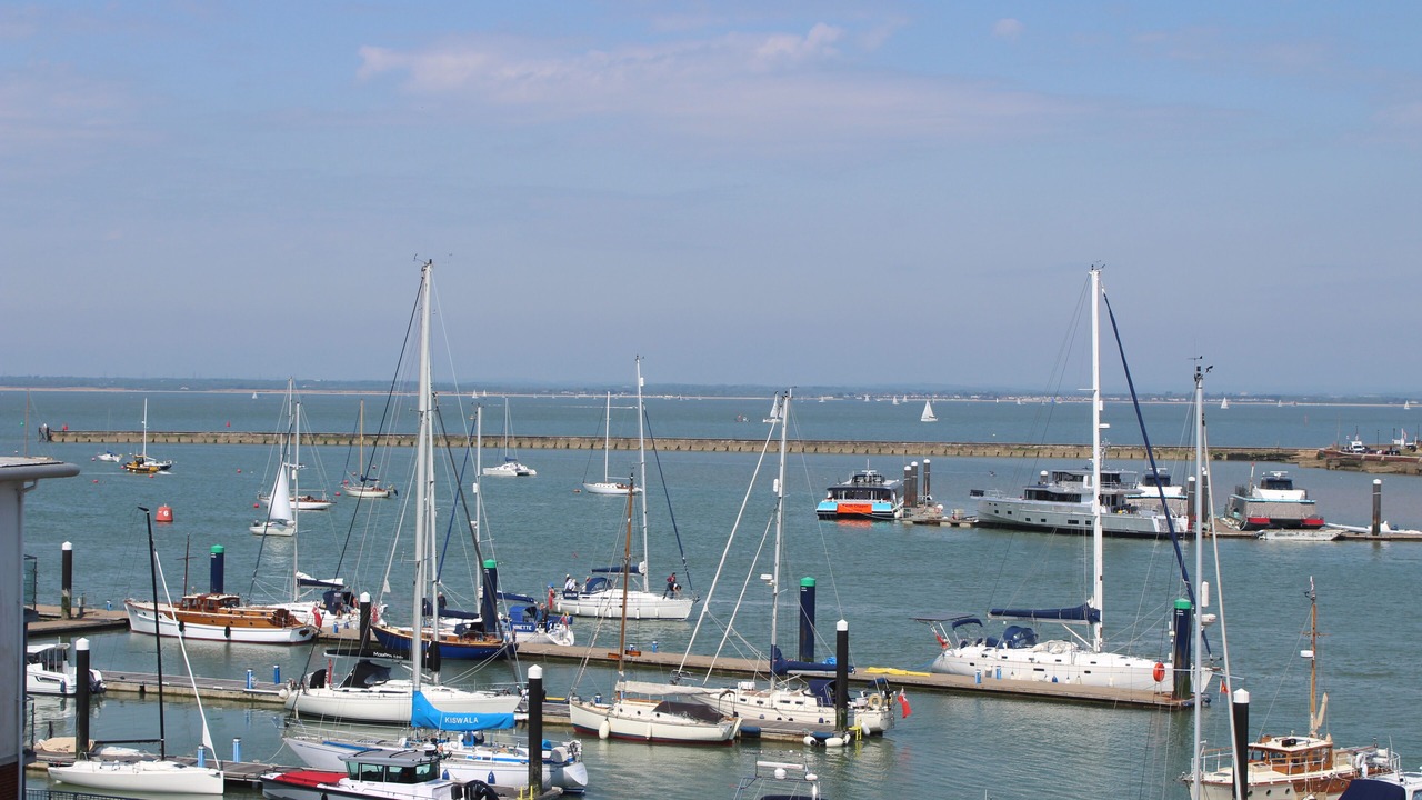 Photo of Others in Cowes