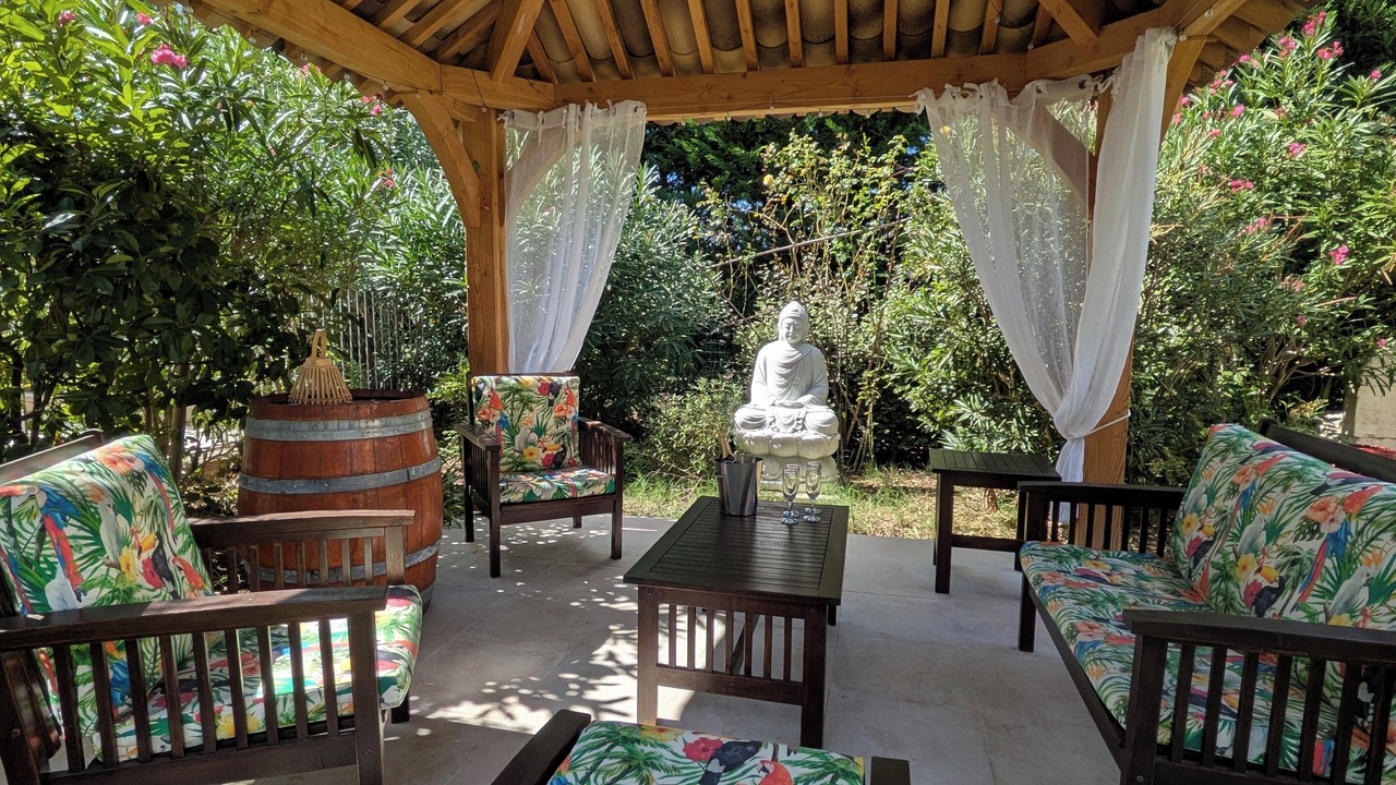 Photo of Patio Balcony in Rochefort-du-Gard