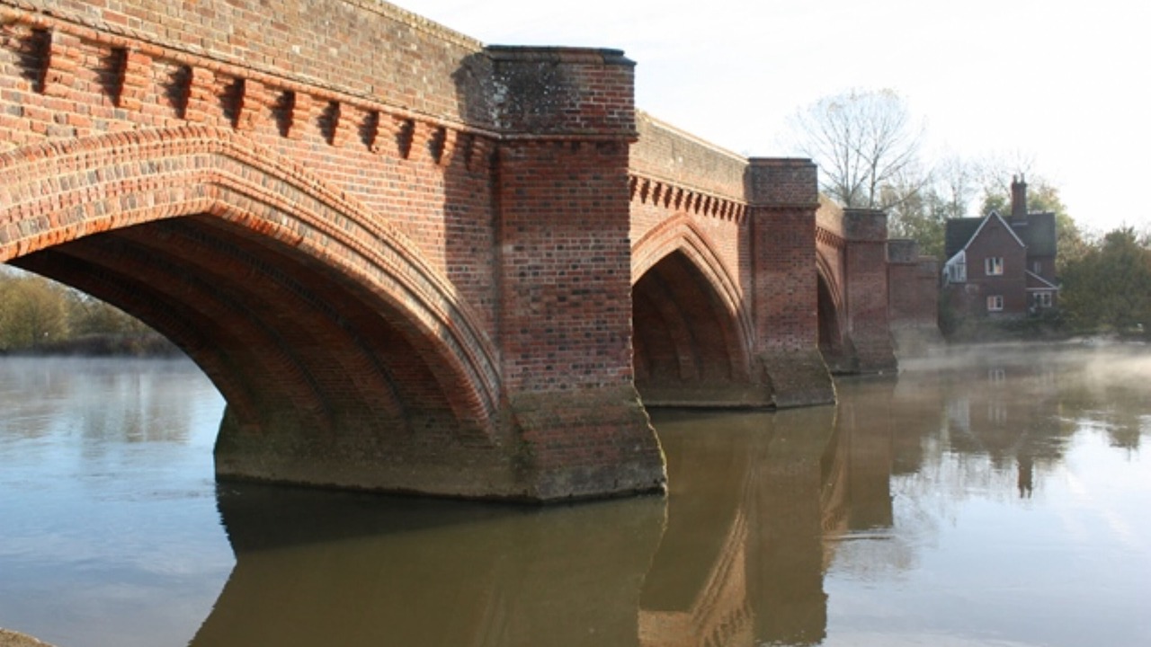 Photo of Others in Clifton Hampden