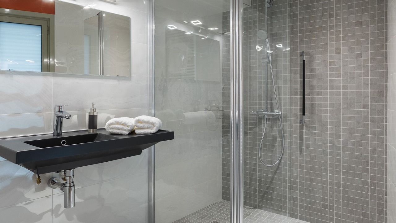 Photo of Bathroom in Joue-les-Tours