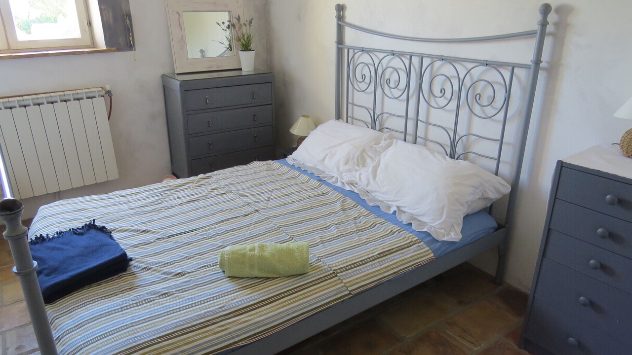Photo of Bedroom in Lunel-Viel