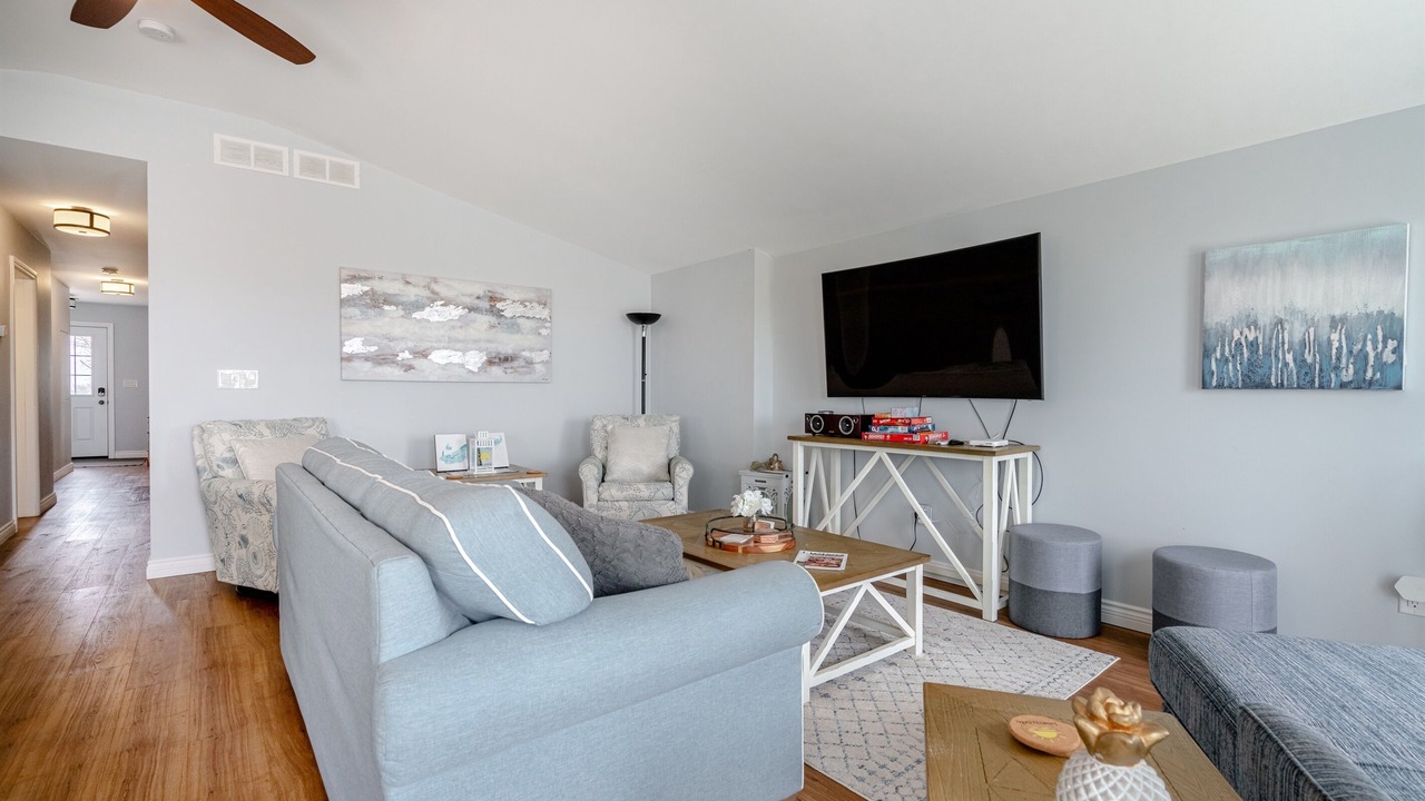 Photo of Livingroom in Leamington