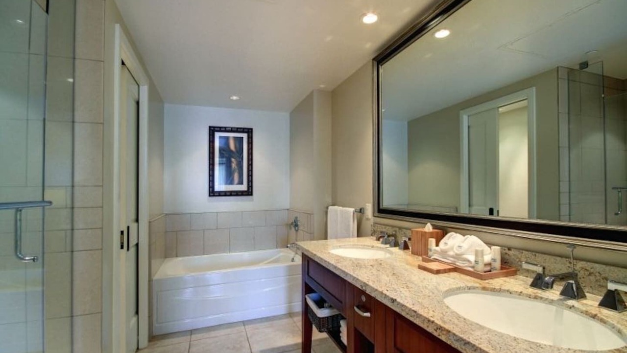 Photo of Bathroom in Honokowai