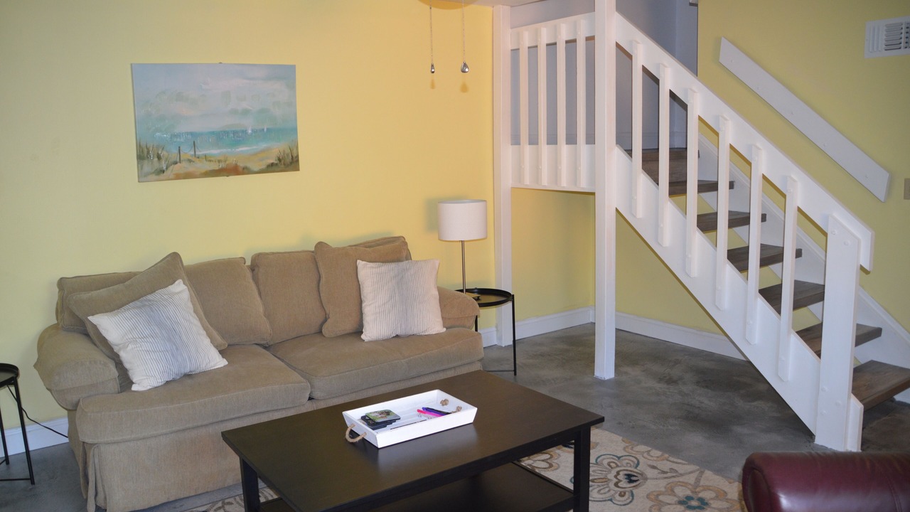 Photo of Livingroom in Cape Caneveral Beach Gardens