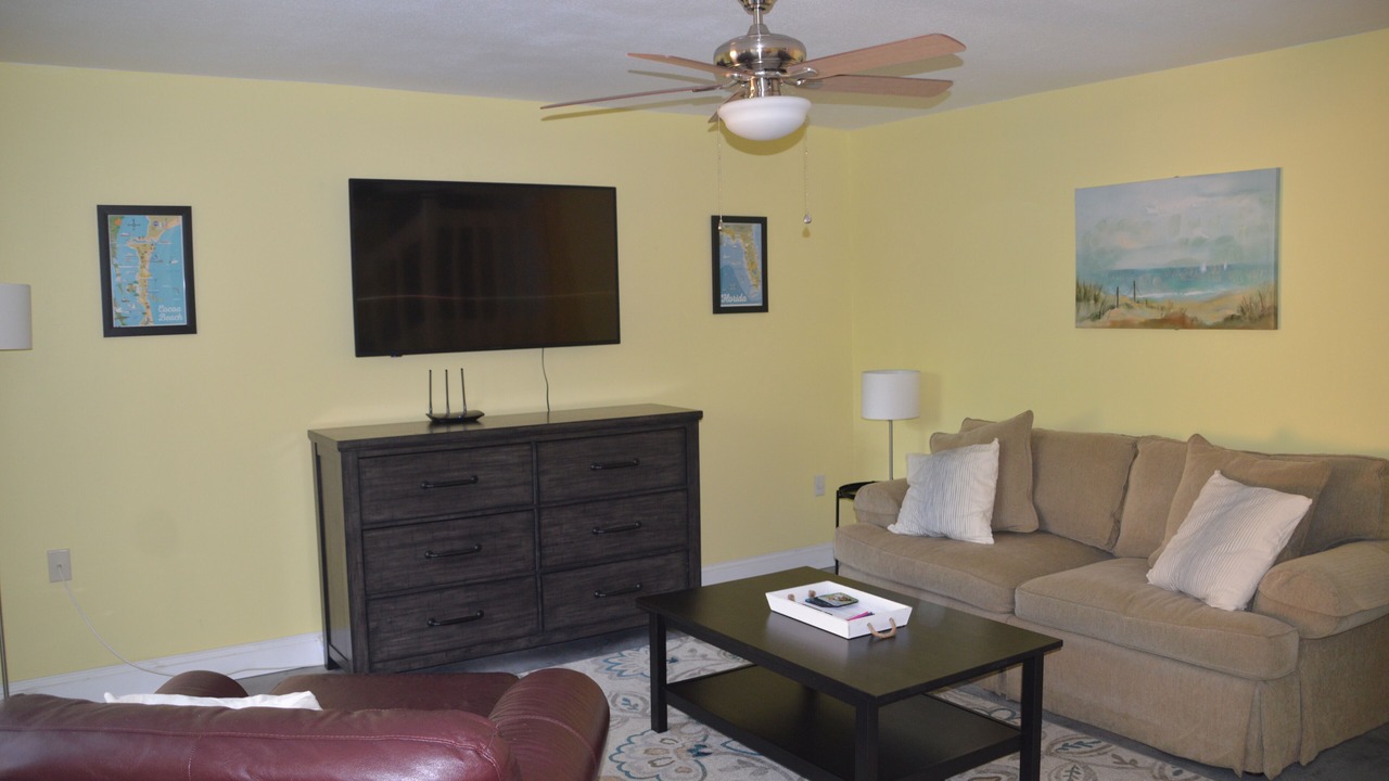 Photo of Livingroom in Cape Caneveral Beach Gardens