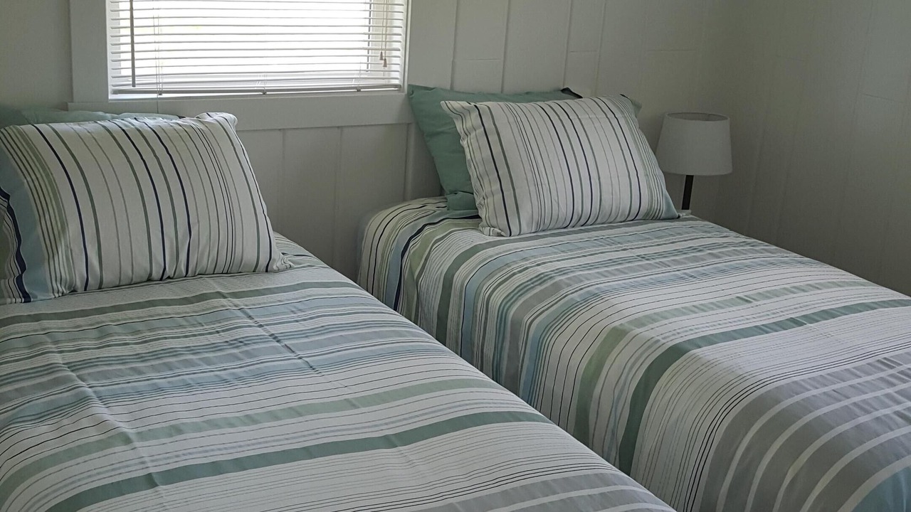 Photo of Bedroom in Maple City