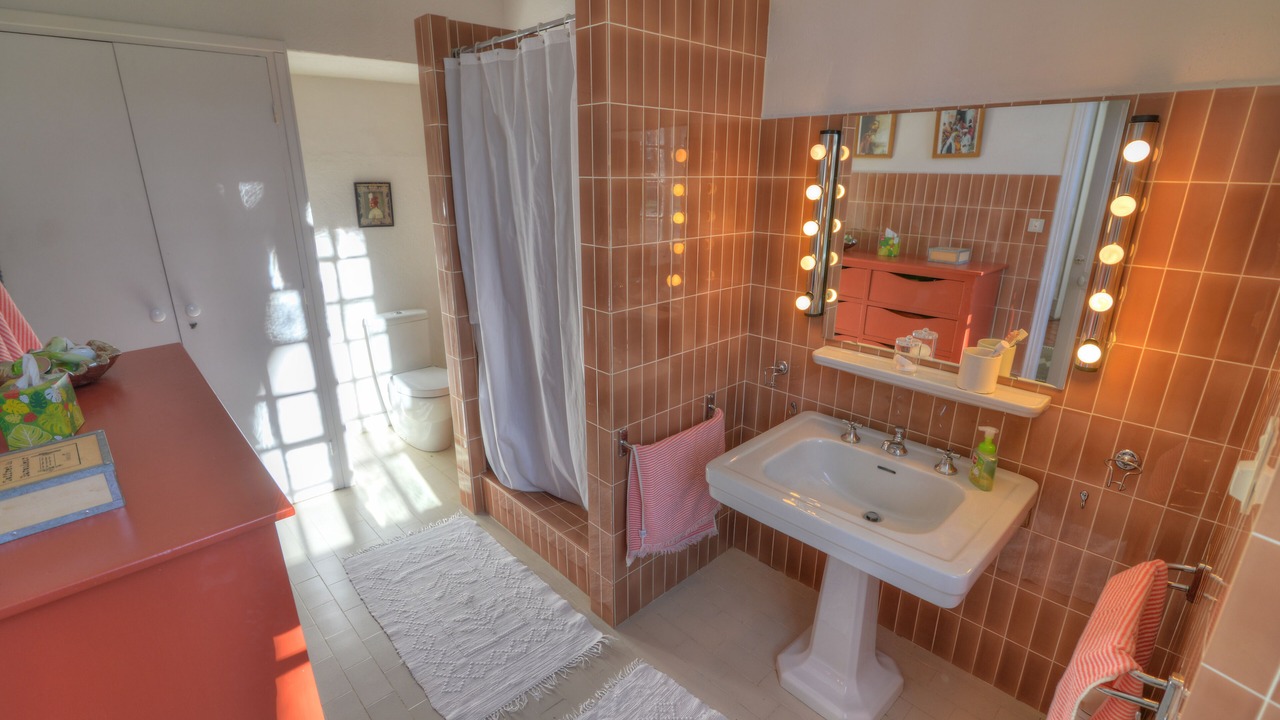 Photo of Bathroom in Colognac