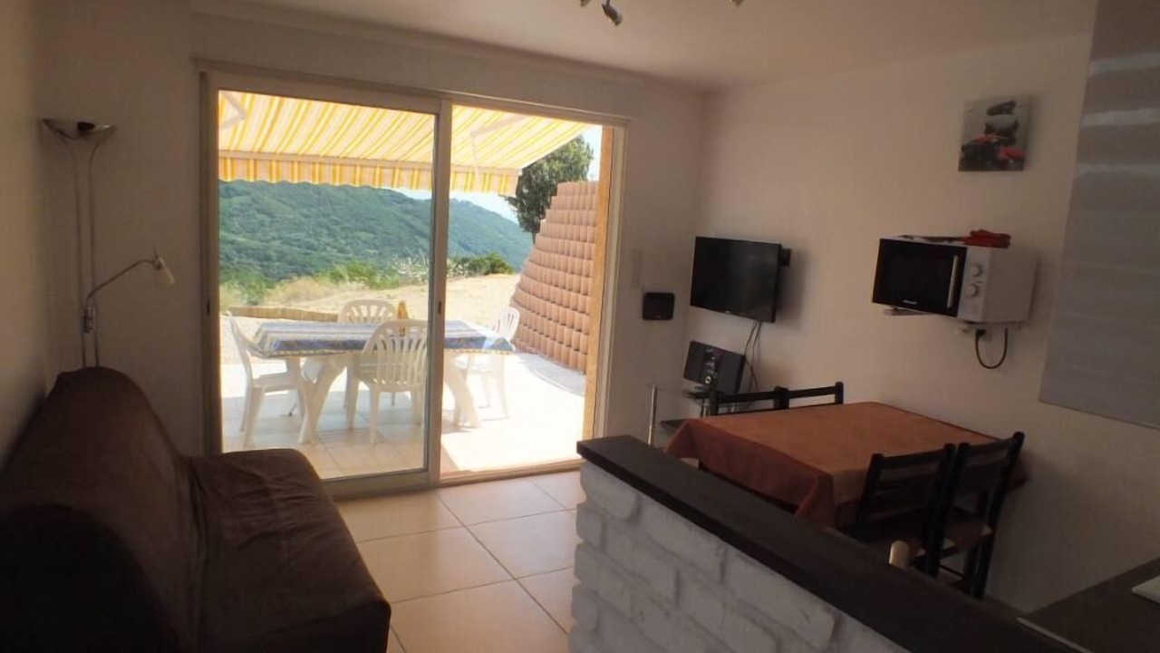 Photo of Livingroom in Alata