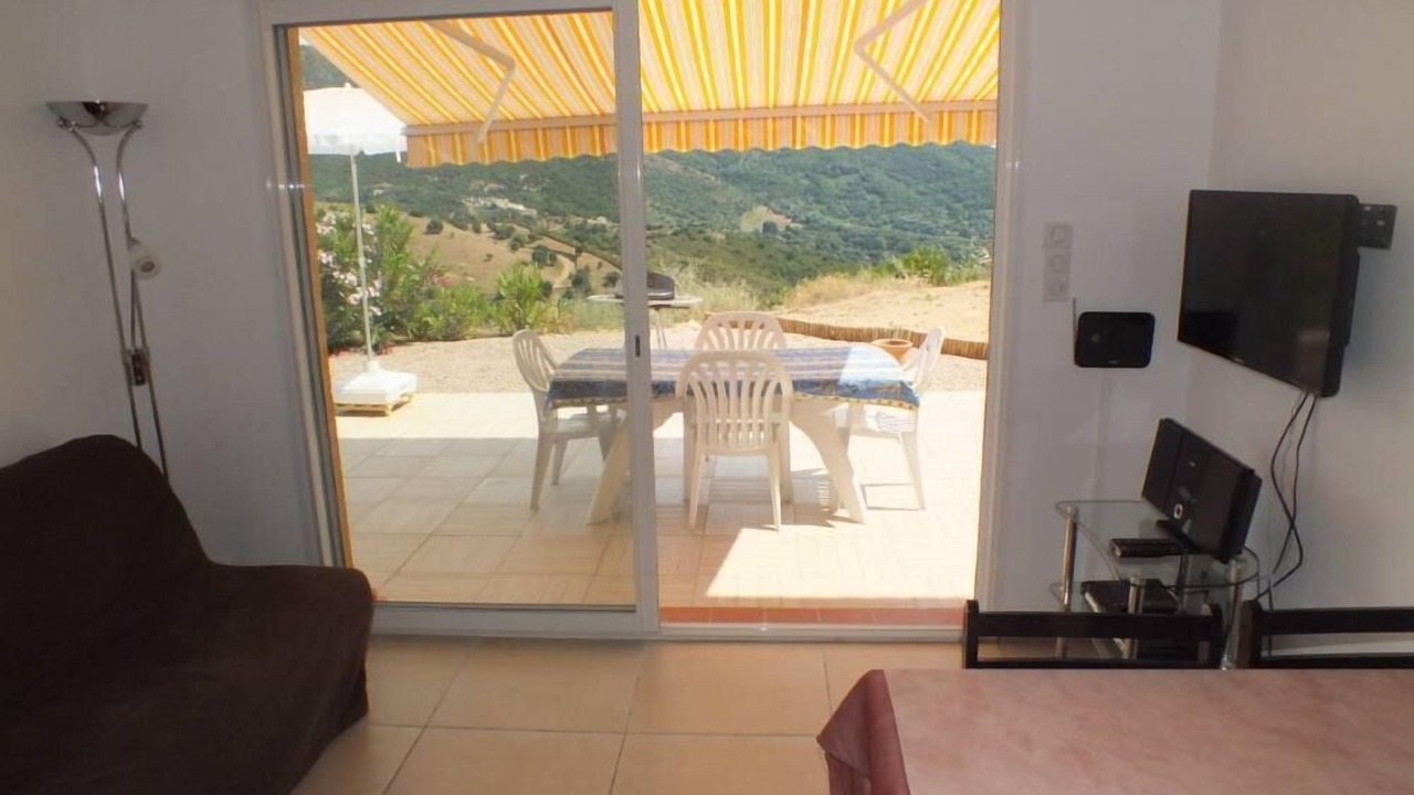 Photo of Livingroom in Alata