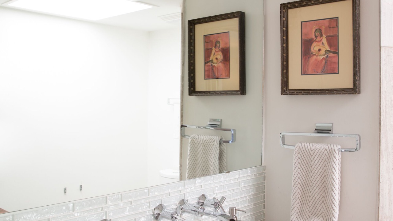 Photo of Bathroom in Mountainview