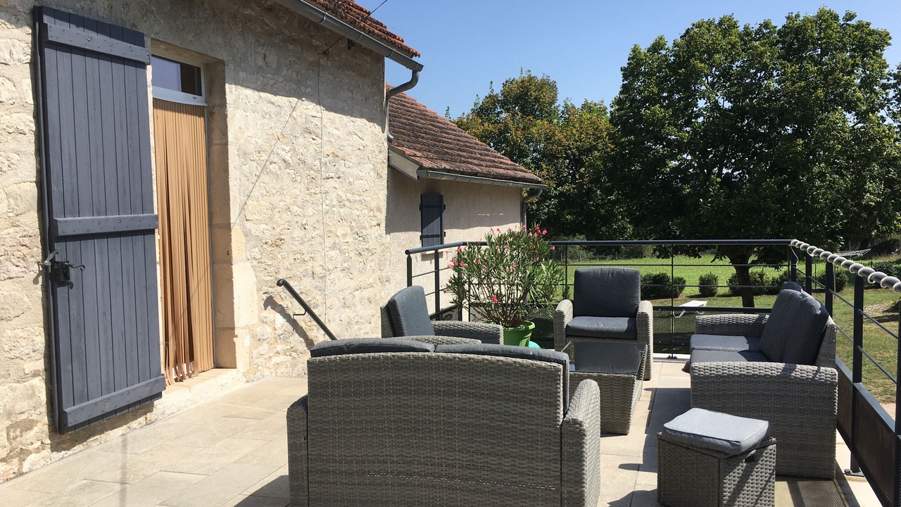 Photo of Patio Balcony in Montvalent