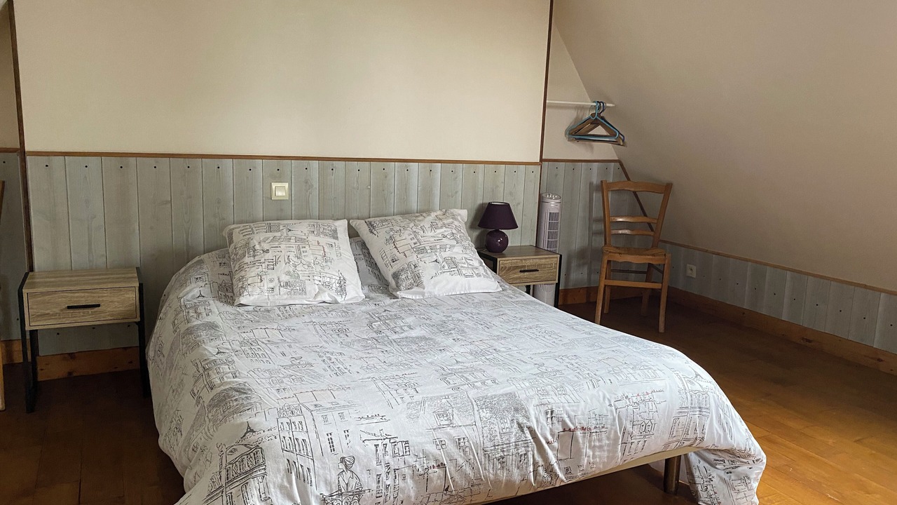 Photo of Bedroom in Montvalent
