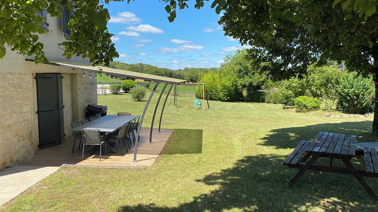 Photo of Outdoor in Montvalent
