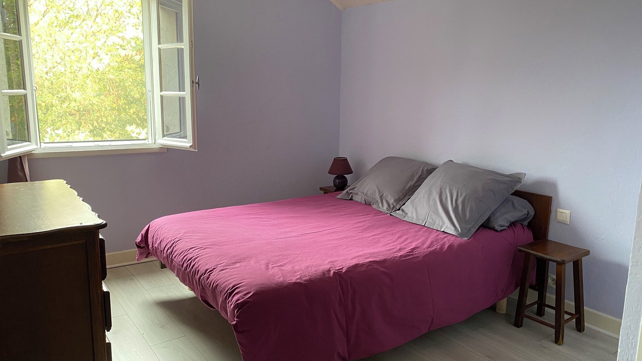 Photo of Bedroom in Montvalent