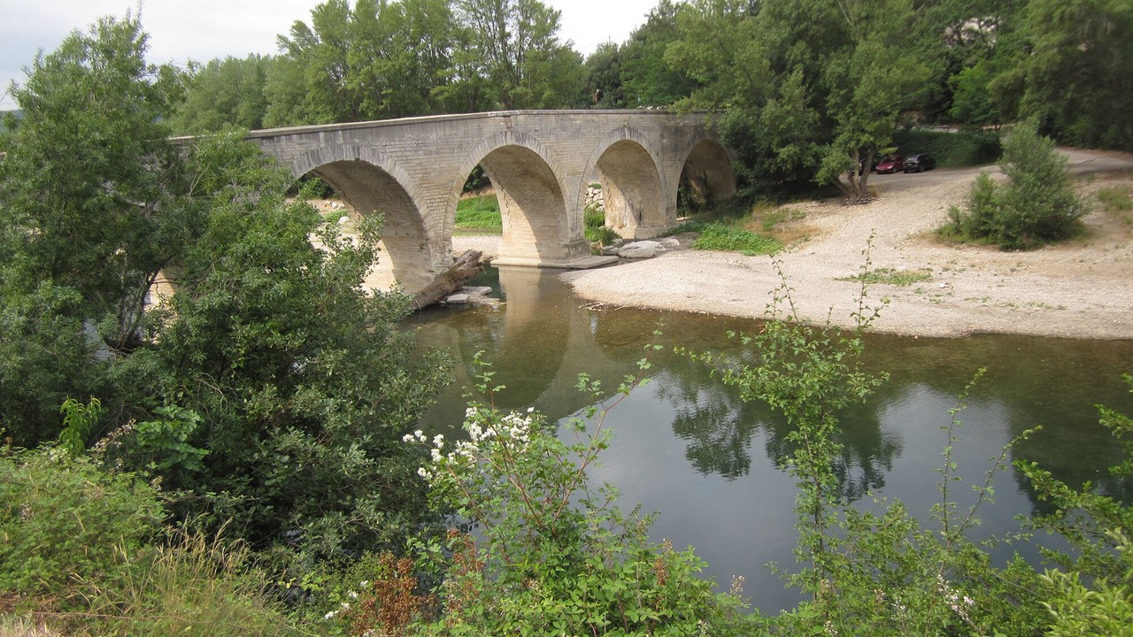 Photo of Outdoor in Saint-Andre-de-Roquepertuis