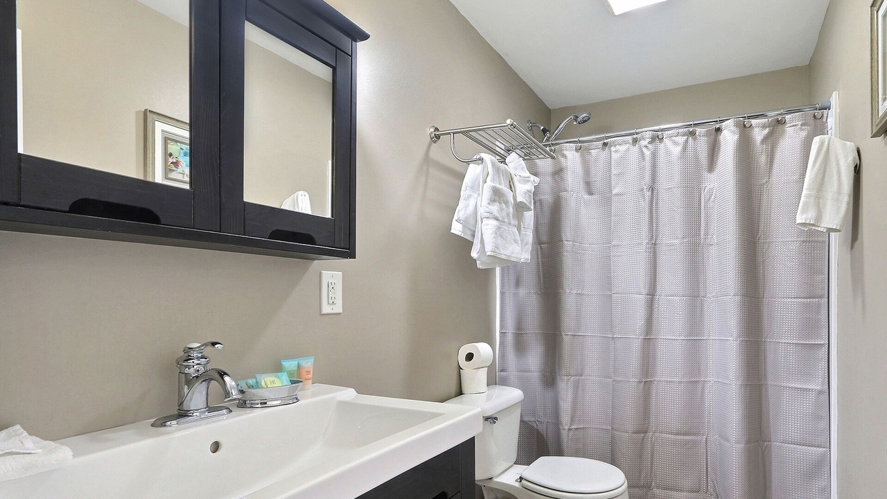 Photo of Bathroom in Historic District - North