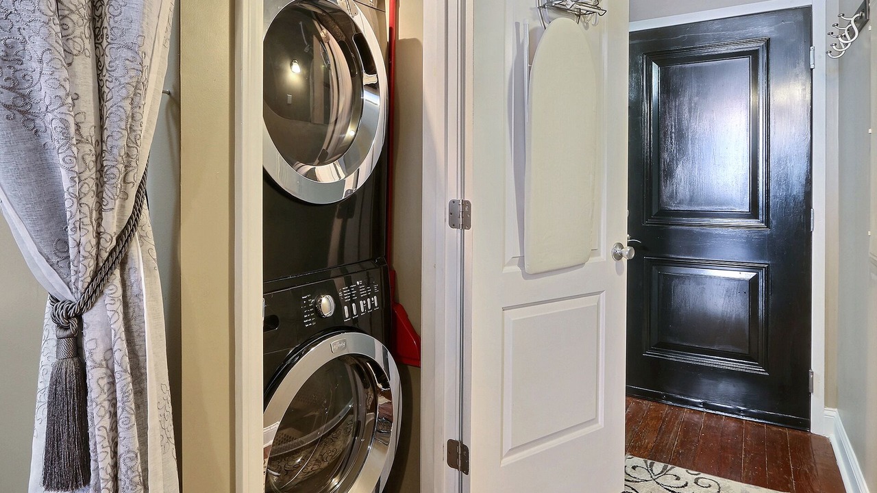 Photo of Others in Historic District - North