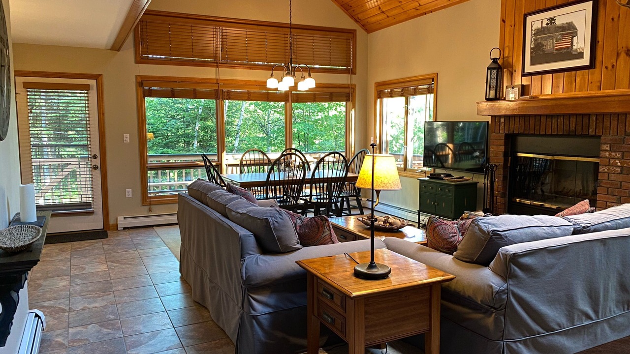 Photo of Livingroom in Carroll