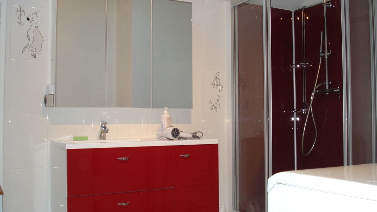 Photo of Bathroom in Mesnil Sous Les Cotes