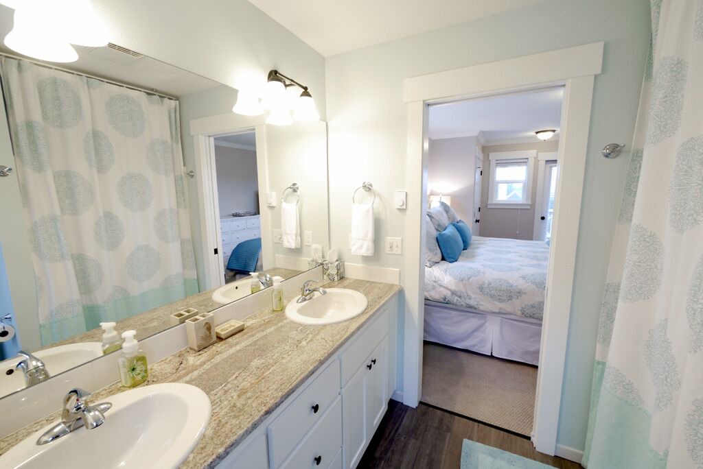 Photo of Bathroom in Olivia Beach