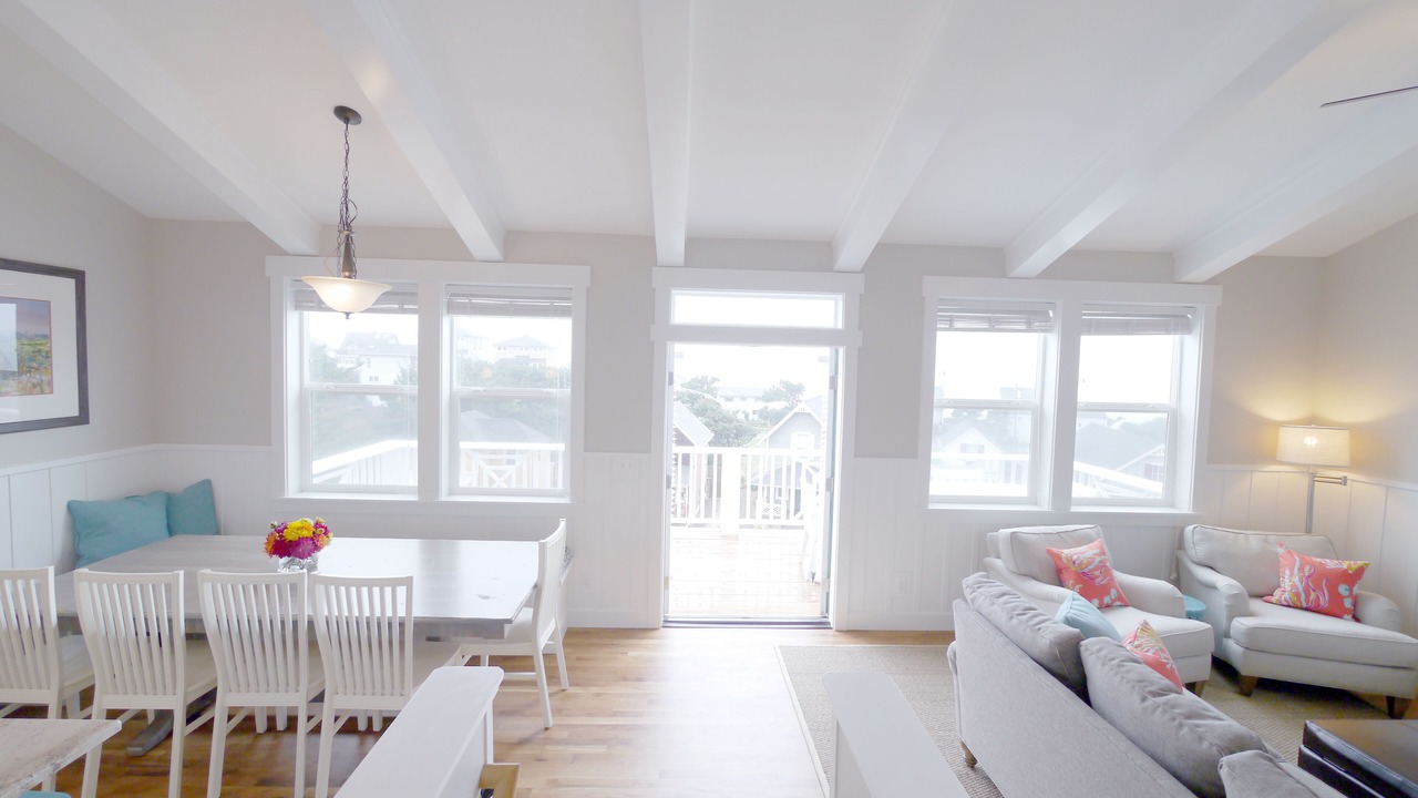 Photo of Livingroom in Olivia Beach