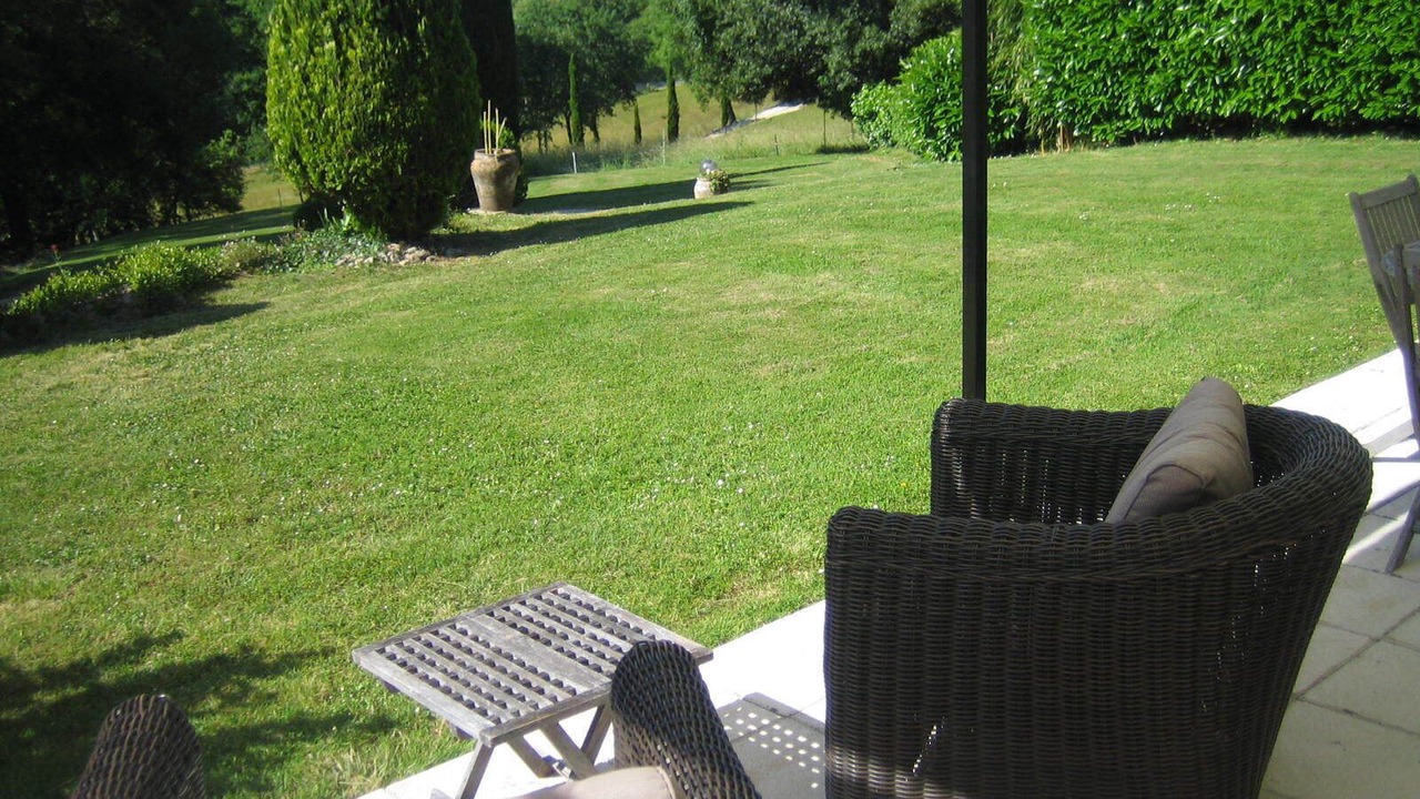 Photo of Patio Balcony in Saint-Jean-dEstissac