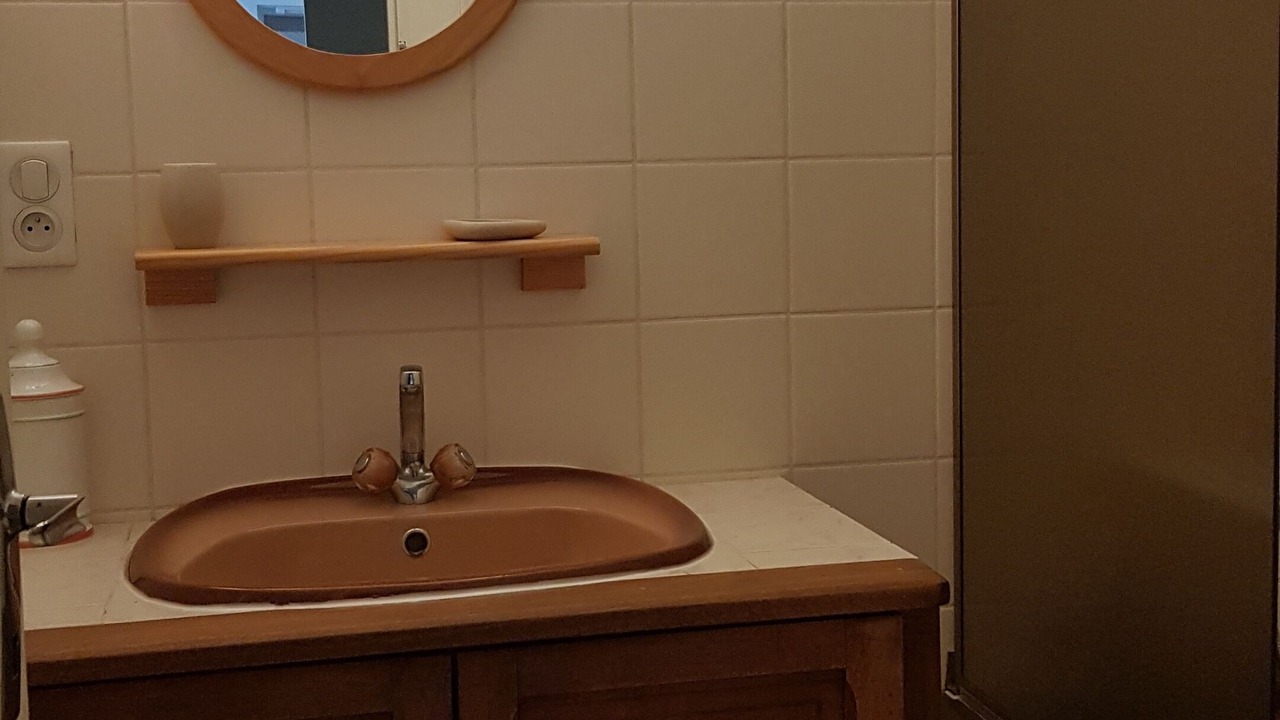Photo of Bathroom in Dinan