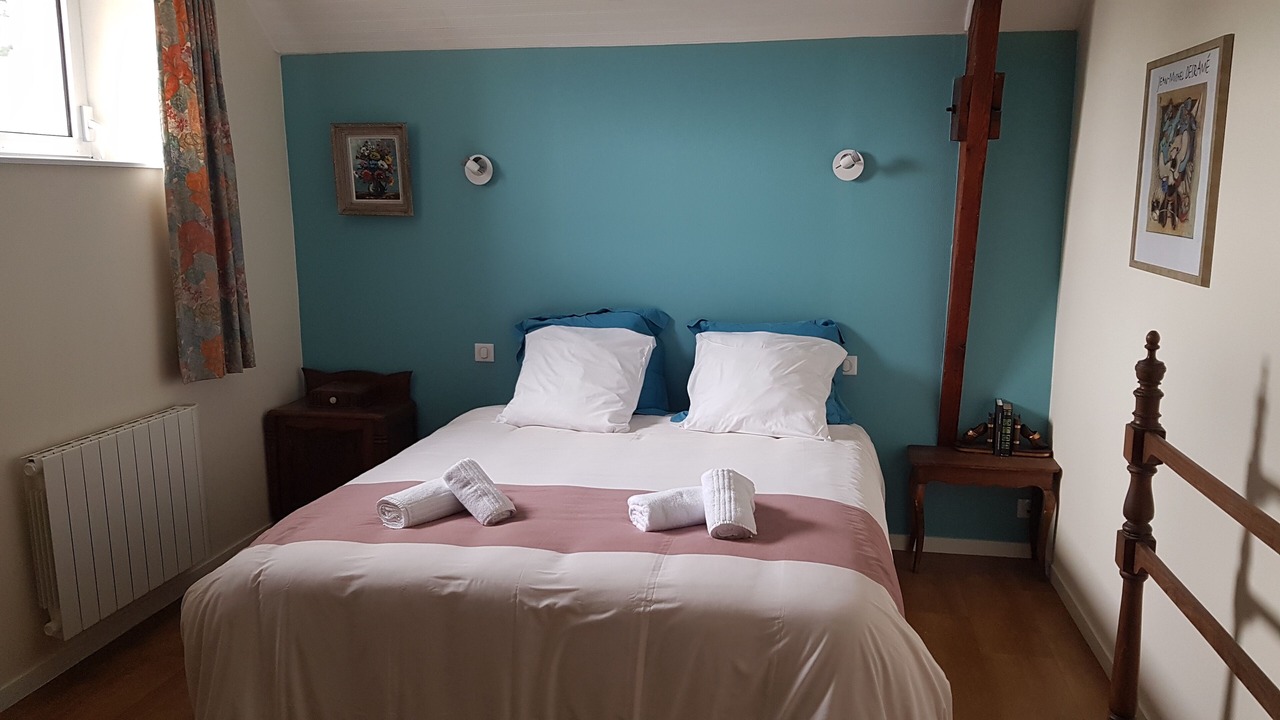 Photo of Bedroom in Dinan