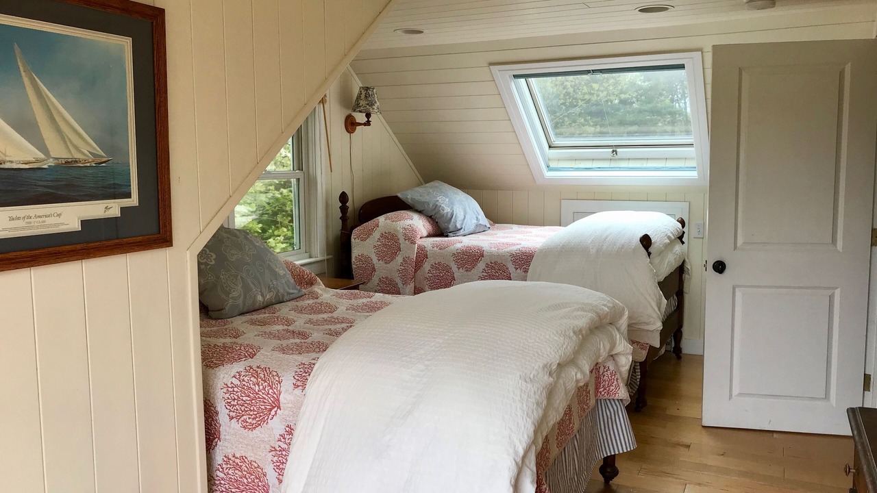 Photo of Bedroom in Jamestown