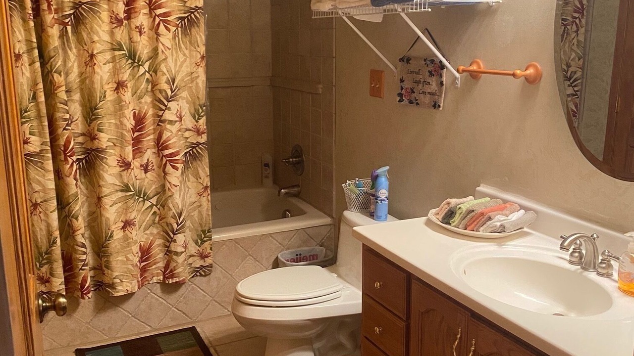 Photo of Bathroom in Port Austin