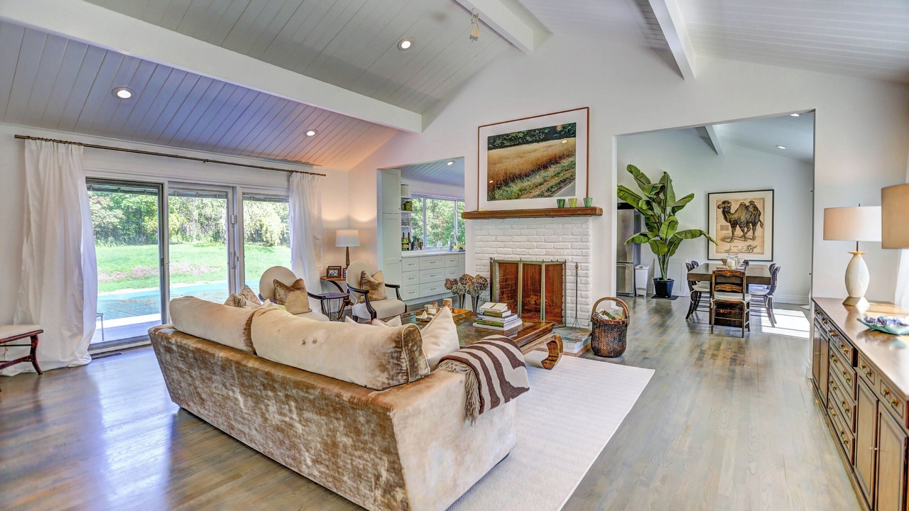 Photo of Livingroom in Tuckahoe