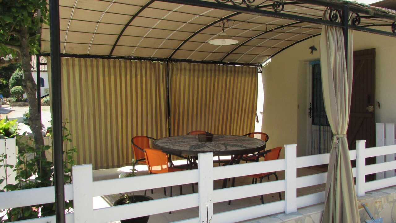 Photo of Outdoor in Saint-Series