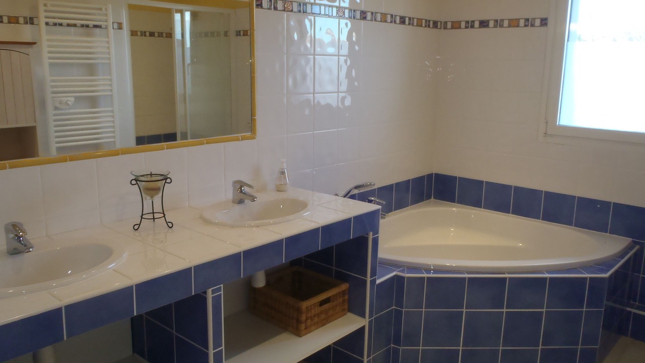 Photo of Bathroom in Le Grau-Du-Roi