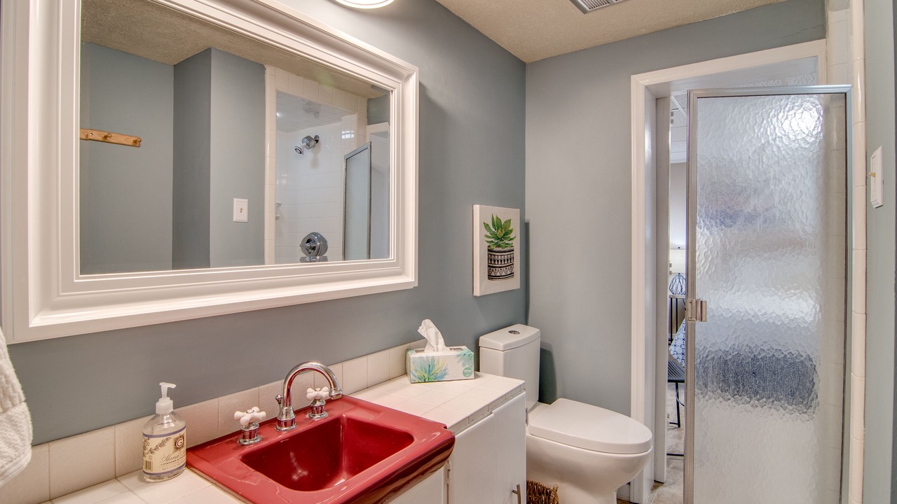 Photo of Bathroom in Semora