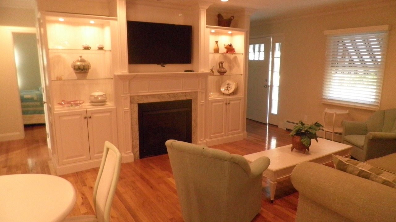 Photo of Livingroom in Avon