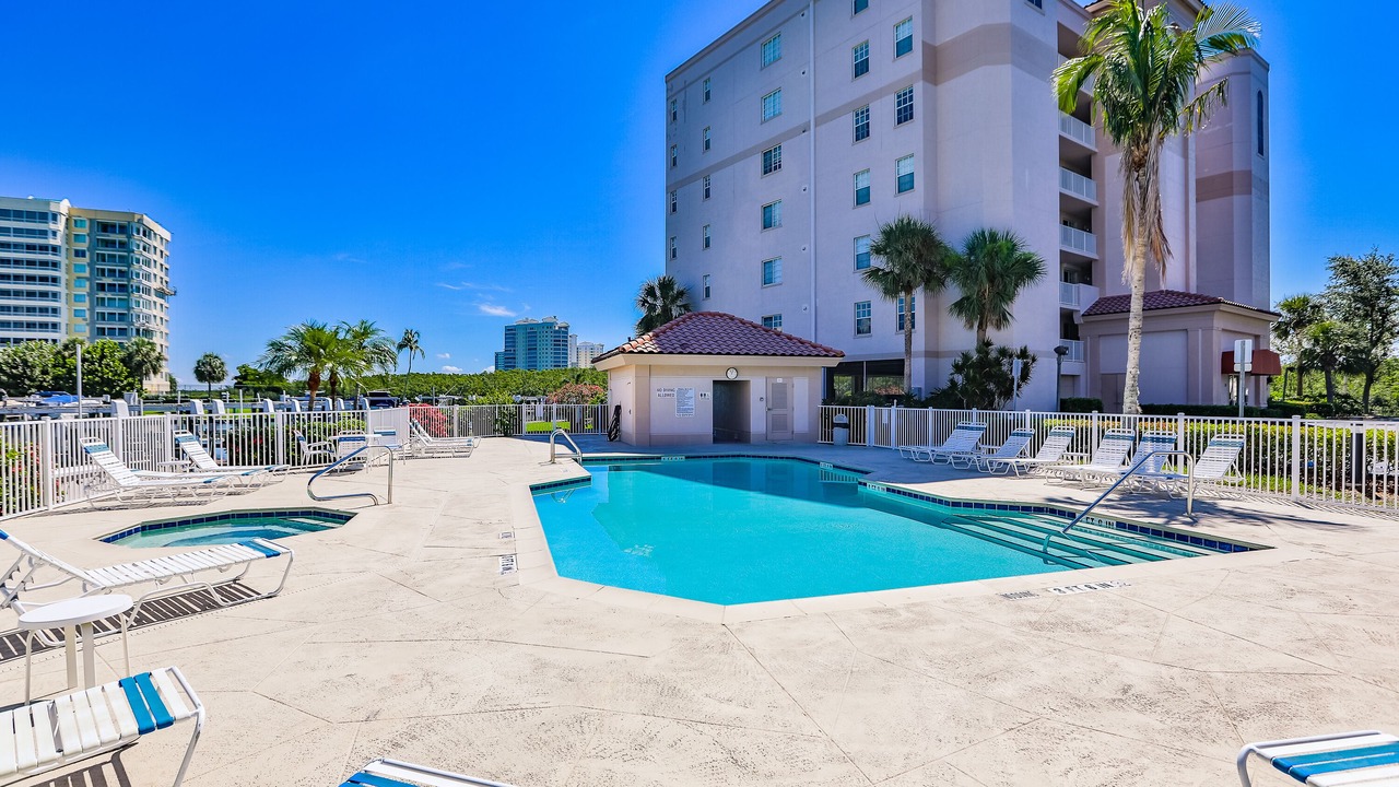 Photo of Outdoor in Vanderbilt Beach