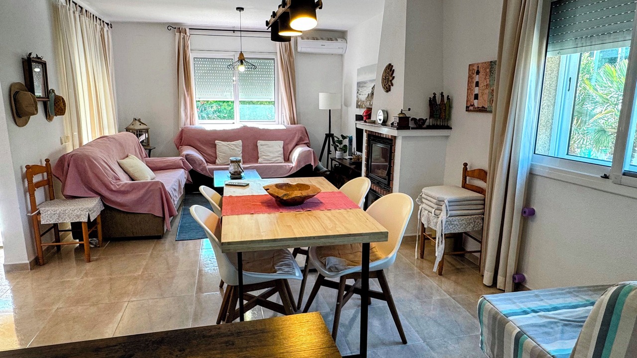 Photo of Livingroom in Les Tres Cales