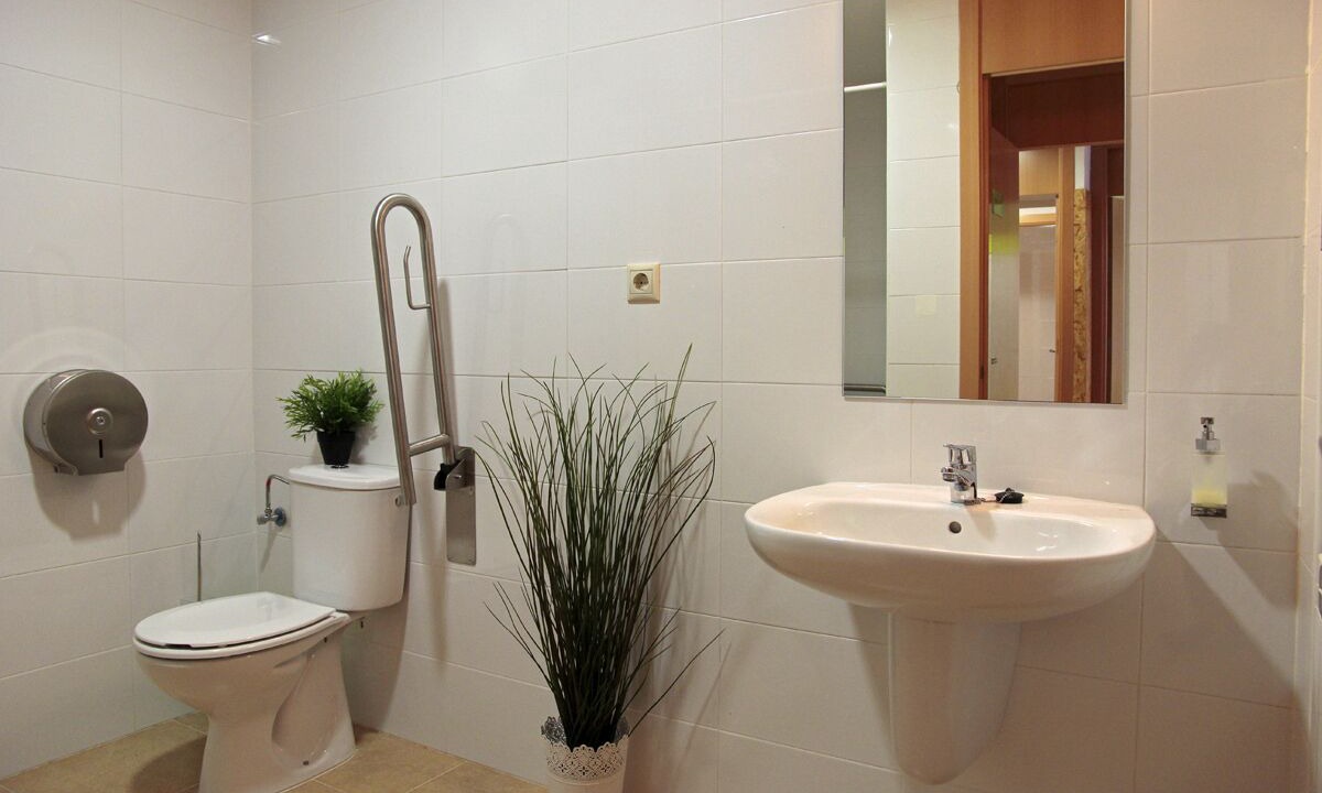 Photo of Bathroom in Torrijo de la Canada