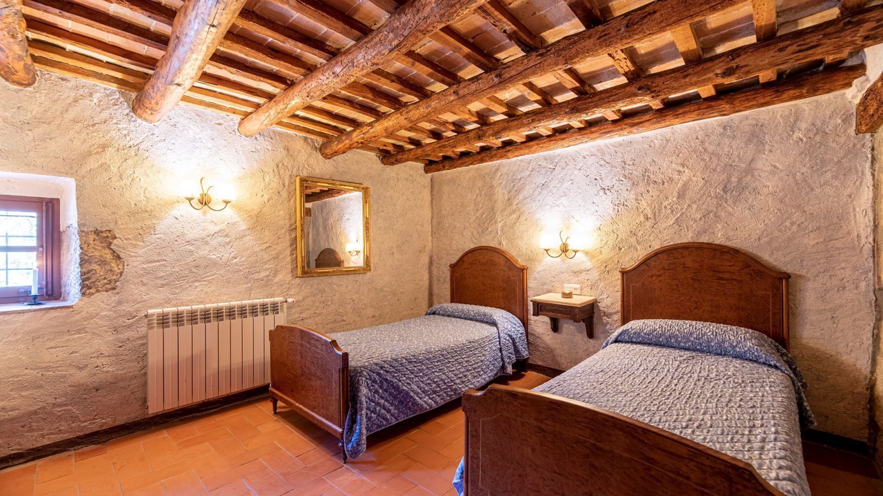Photo of Bedroom in Lladurs