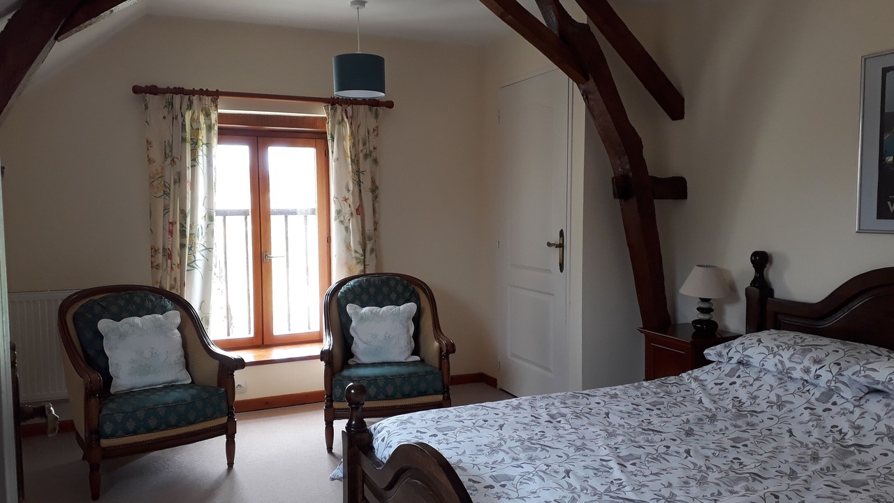Photo of Bedroom in Noyant-Villages