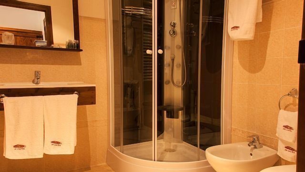 Photo of Bathroom in El Pobo de Duenas